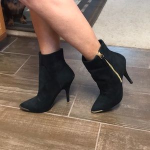 Gold toe booties